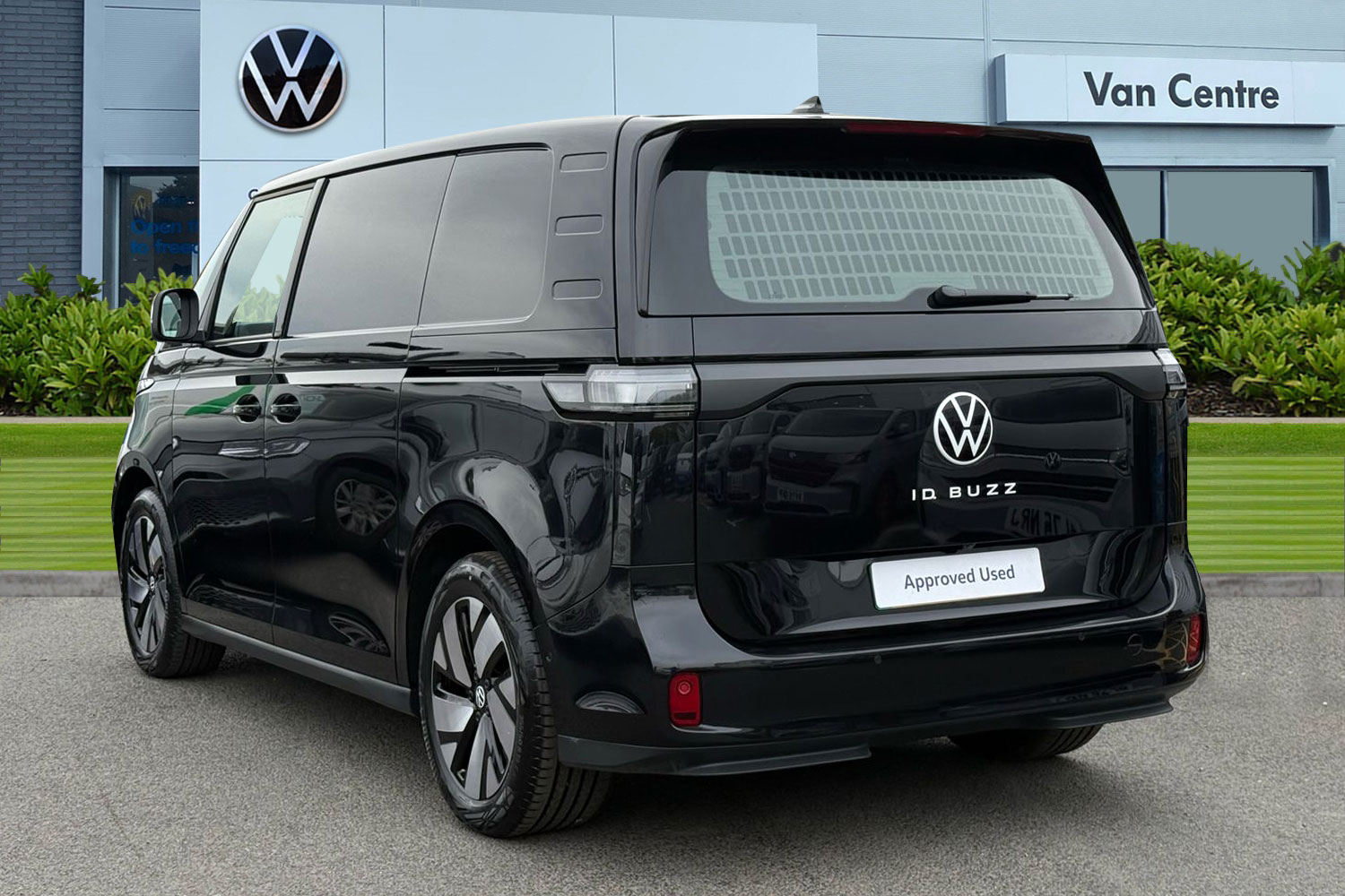 Used Volkswagen ID.Buzz 2025 for sale - 78189813: Photo 2