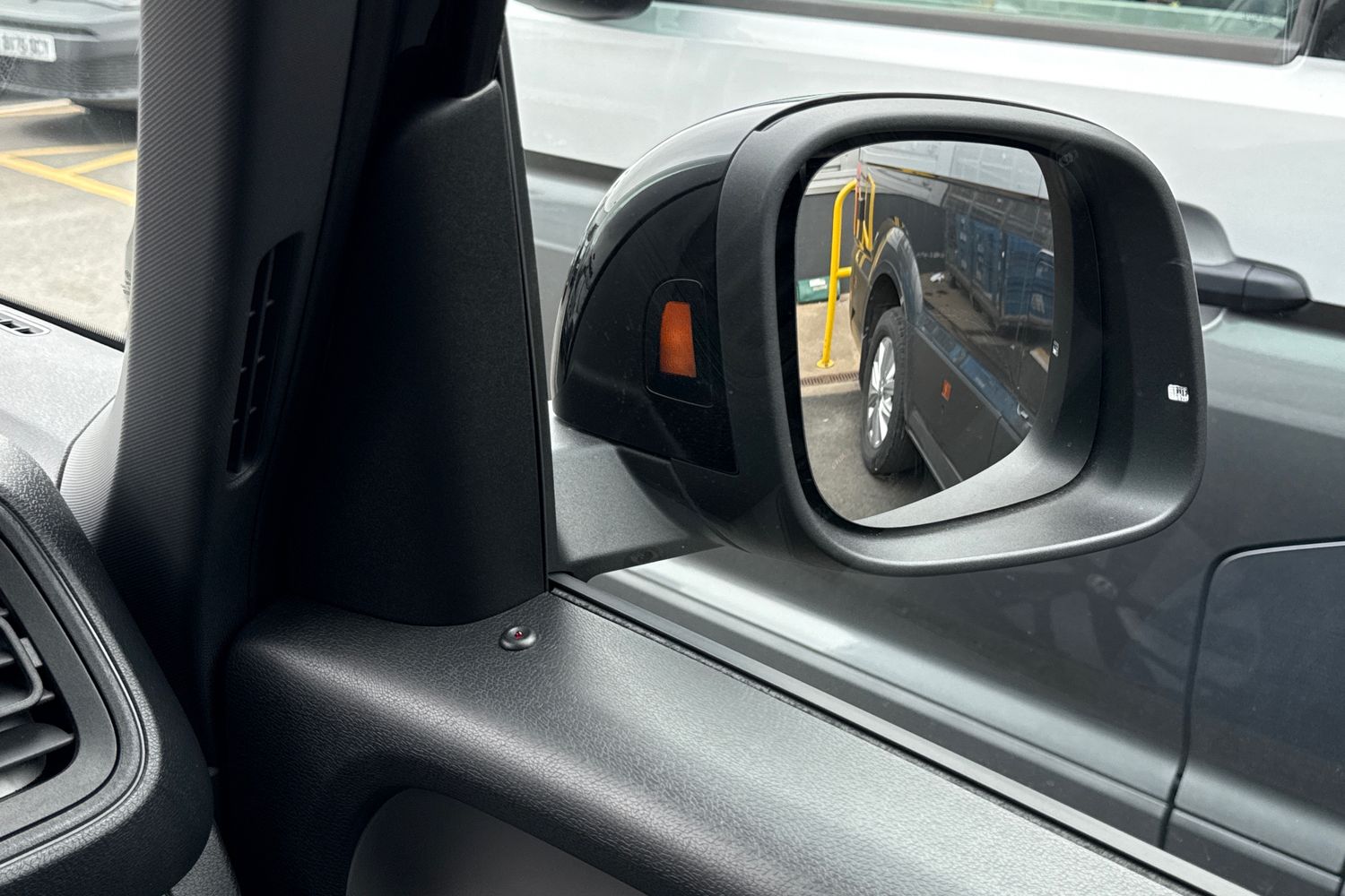 Used Volkswagen ID.Buzz 2025 for sale - 78189813: Photo 21