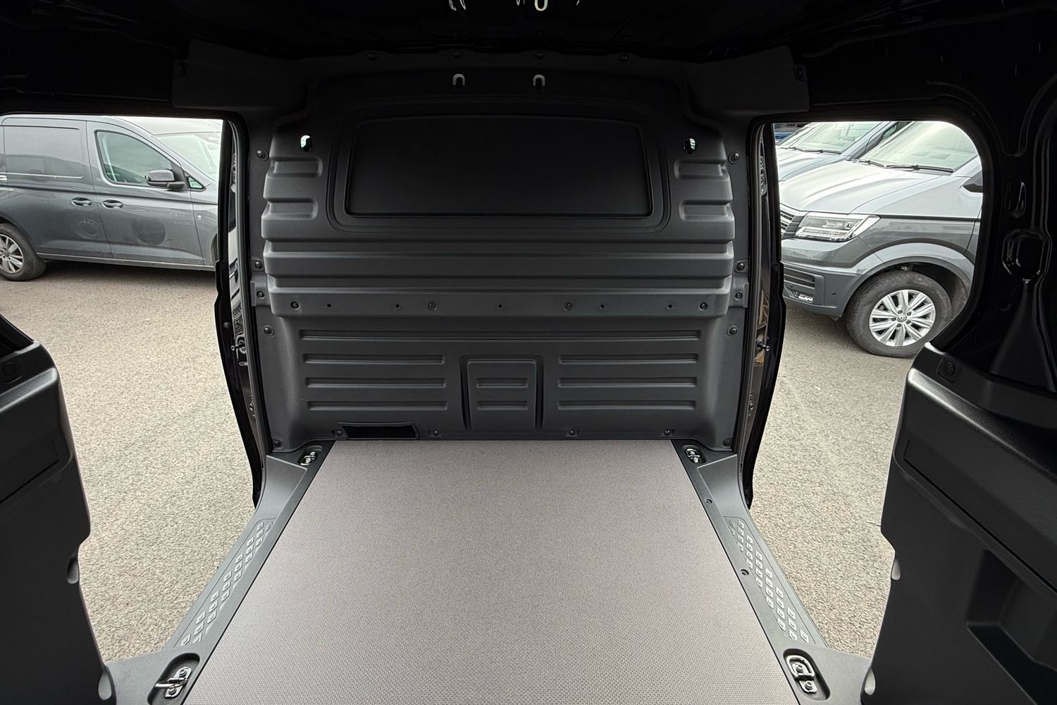 Used Volkswagen ID.Buzz 2025 for sale - 78189813: Photo 48