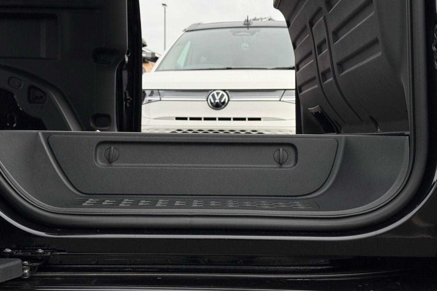 Used Volkswagen ID.Buzz 2025 for sale - 78189813: Photo 52