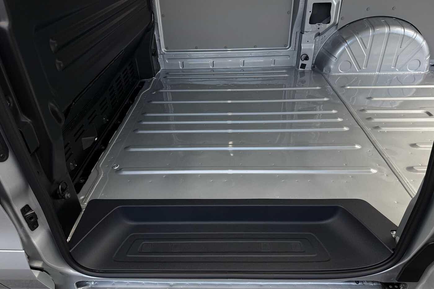 Used Volkswagen Transporter 2025 for sale - 77355438: Photo 48