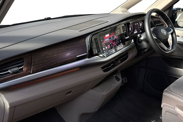 Used Volkswagen Multivan 2025 for sale - 75995910: Photo 15