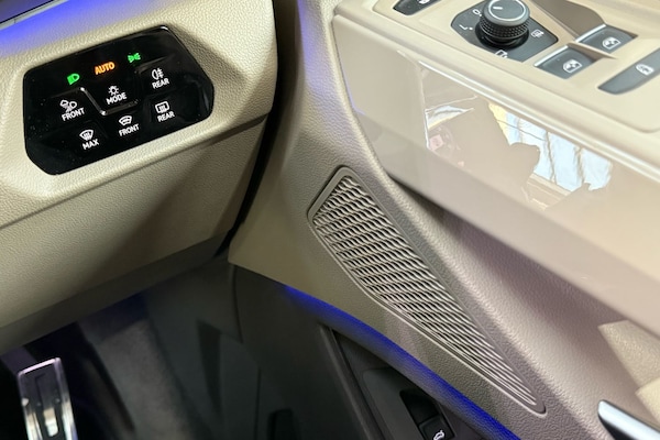 Used Volkswagen Multivan 2025 for sale - 75995910: Photo 60