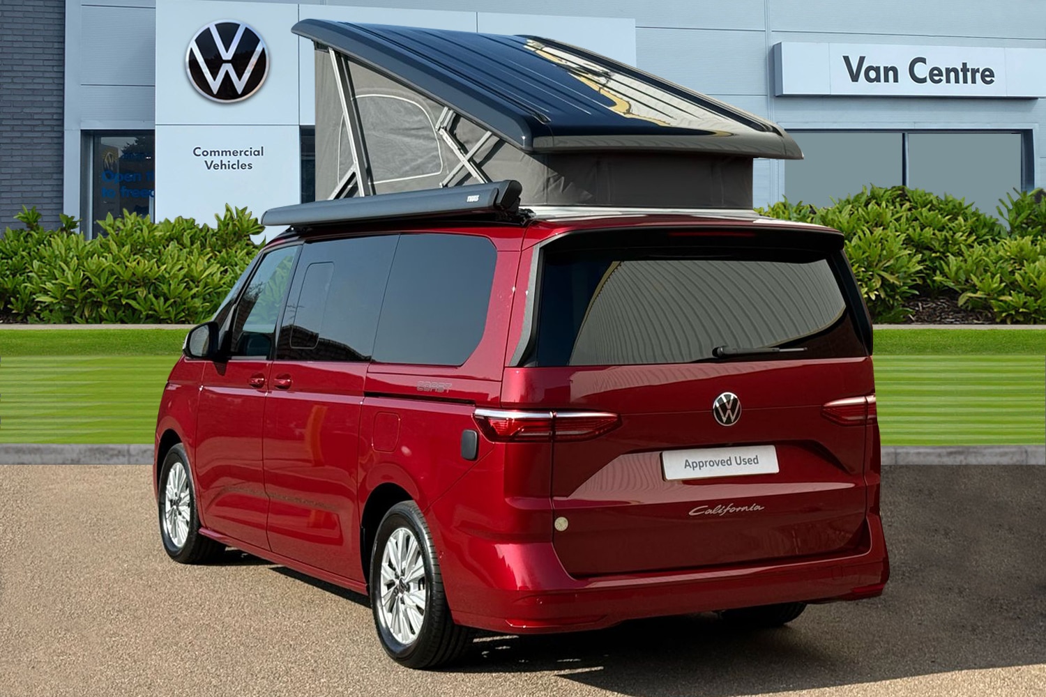 Used Volkswagen California 2025 for sale - 77758428: Photo 2