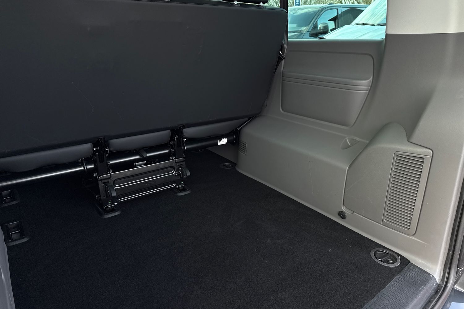 Used Volkswagen Transporter Shuttle 2023 for sale - 77676691: Photo 31