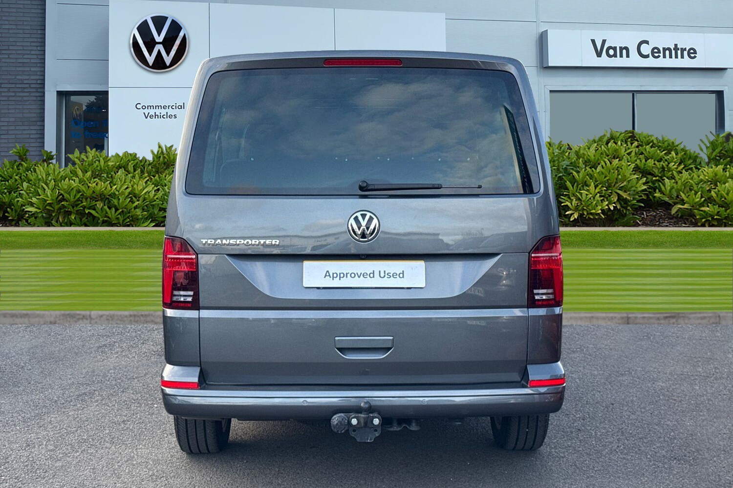 Used Volkswagen Transporter Shuttle 2023 for sale - 77676691: Photo 4