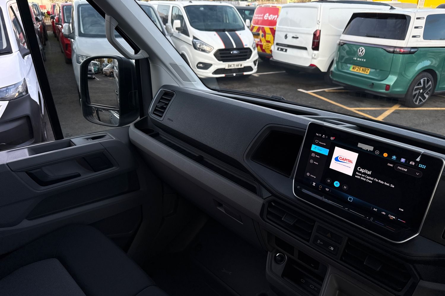 Used Volkswagen Crafter 2025 for sale - 76576292: Photo 14