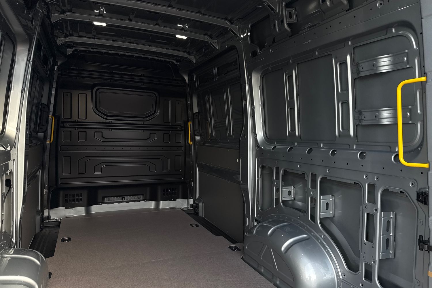 Used Volkswagen Crafter 2025 for sale - 76576292: Photo 43