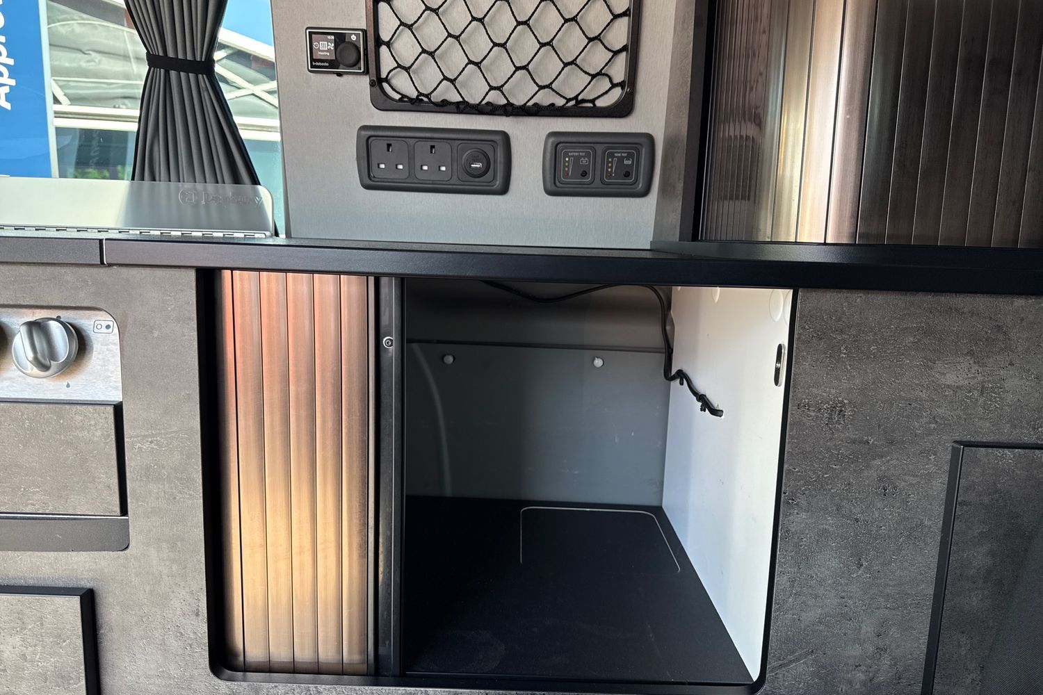 Vehicle 76