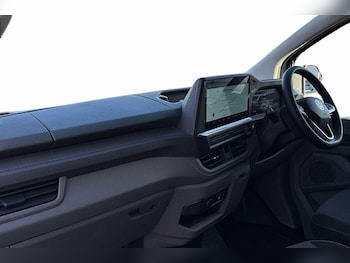 Used Volkswagen Transporter 2025 for sale - 77355401: Photo