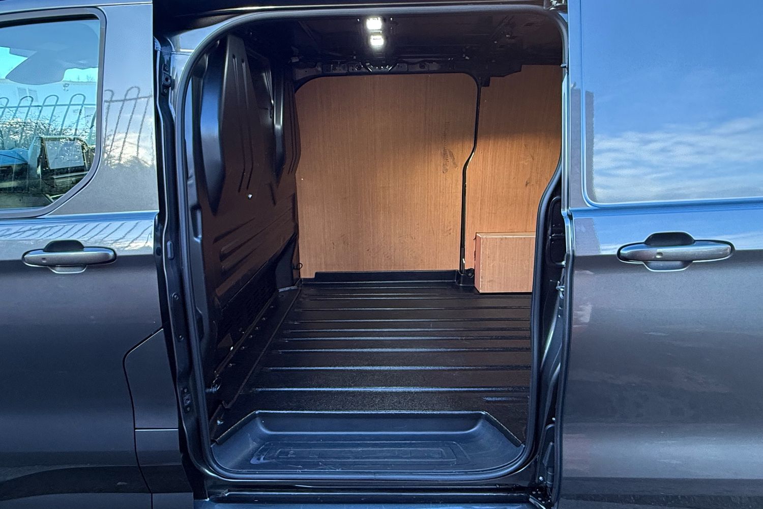 Used Ford E-Transit 2024 for sale - 77361746: Photo 55