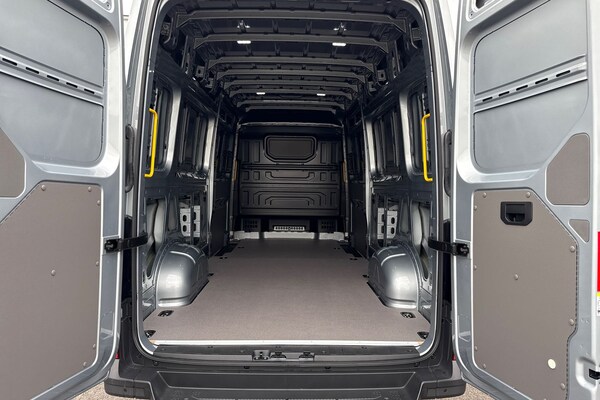 Used Volkswagen Crafter 2025 for sale - 75627854: Photo 6