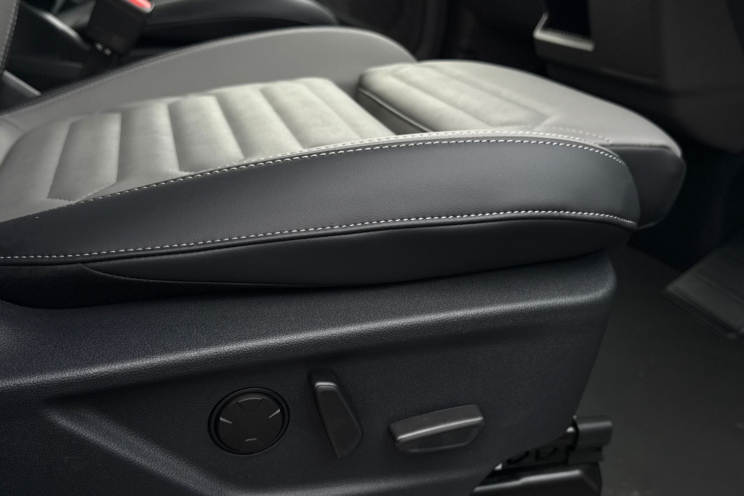 Used Volkswagen Transporter 2025 for sale - 77179128: Photo 51