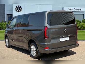 Used Volkswagen Transporter 2025 for sale - 79526563: Photo