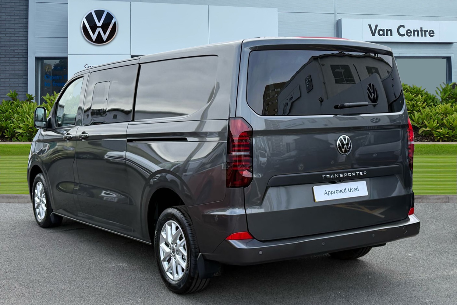 Used Volkswagen Transporter 2025 for sale - 77728792: Photo 2
