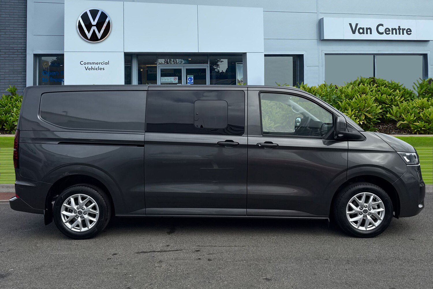 Used Volkswagen Transporter 2025 for sale - 77728792: Photo 3