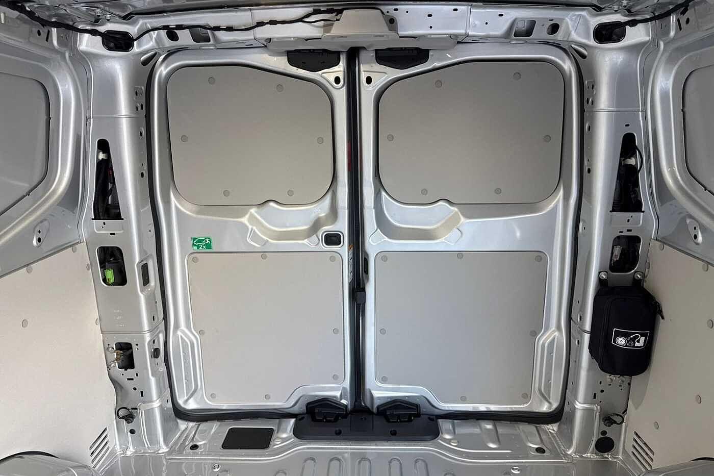 Used Volkswagen Transporter 2025 for sale - 77700698: Photo 13