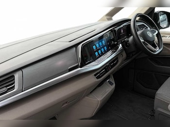 Used Volkswagen Multivan 2022 for sale - 75329768: Photo