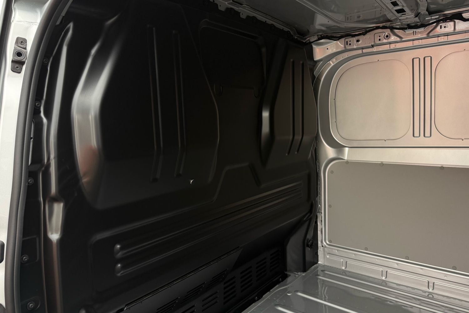 Used Volkswagen Transporter 2025 for sale - 77446466: Photo 44