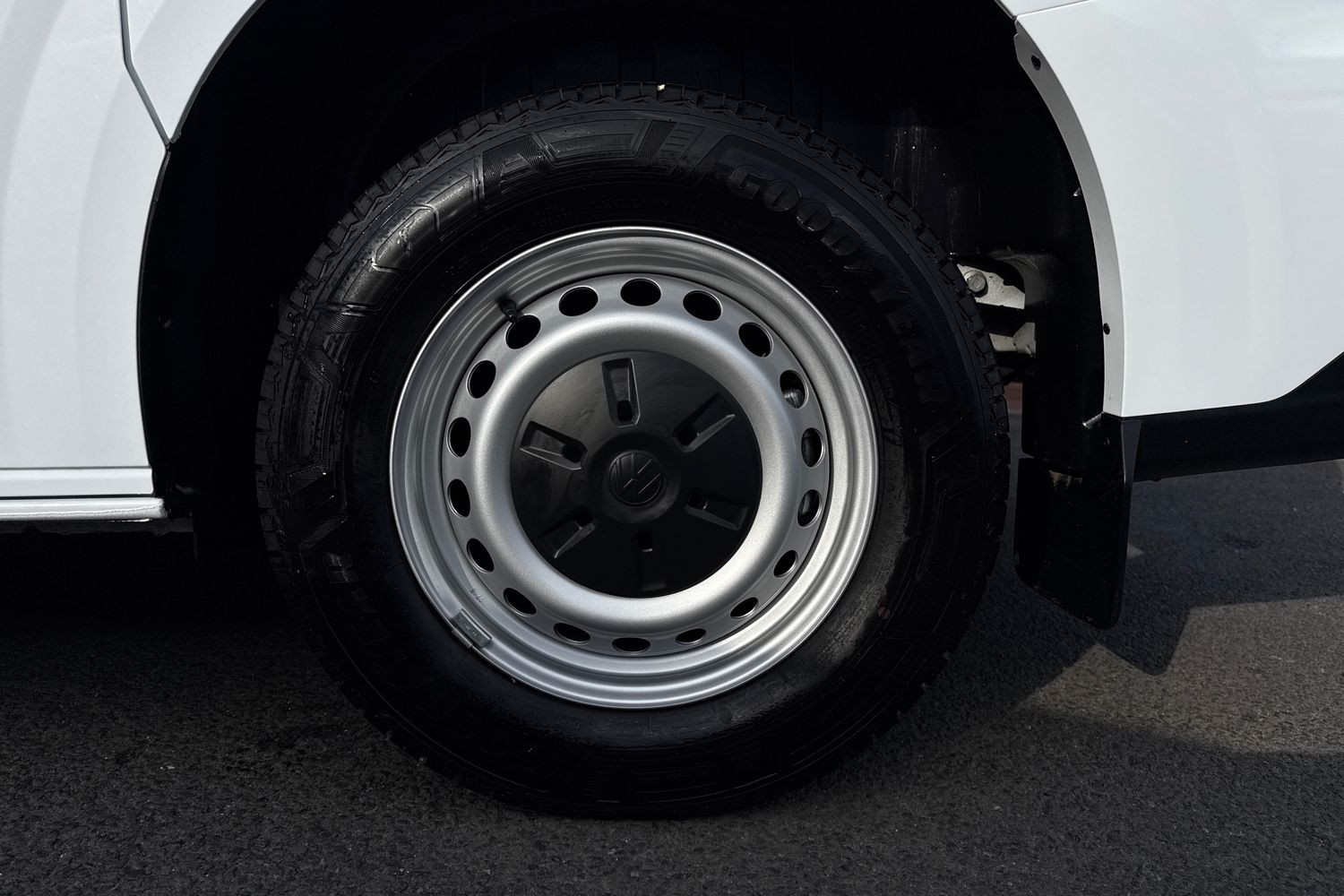 Used Volkswagen Transporter 2025 for sale - 77842960: Photo 11