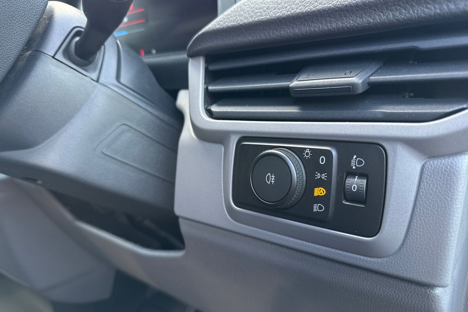 Used Volkswagen Transporter 2025 for sale - 77842960: Photo 33