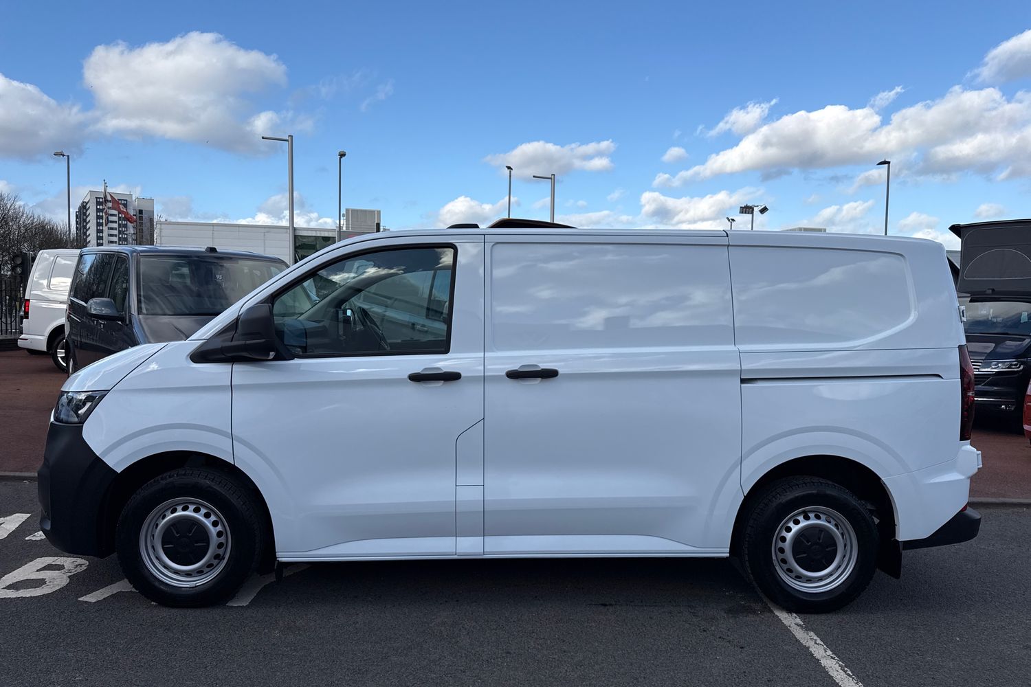 Used Volkswagen Transporter 2025 for sale - 77842960: Photo 45