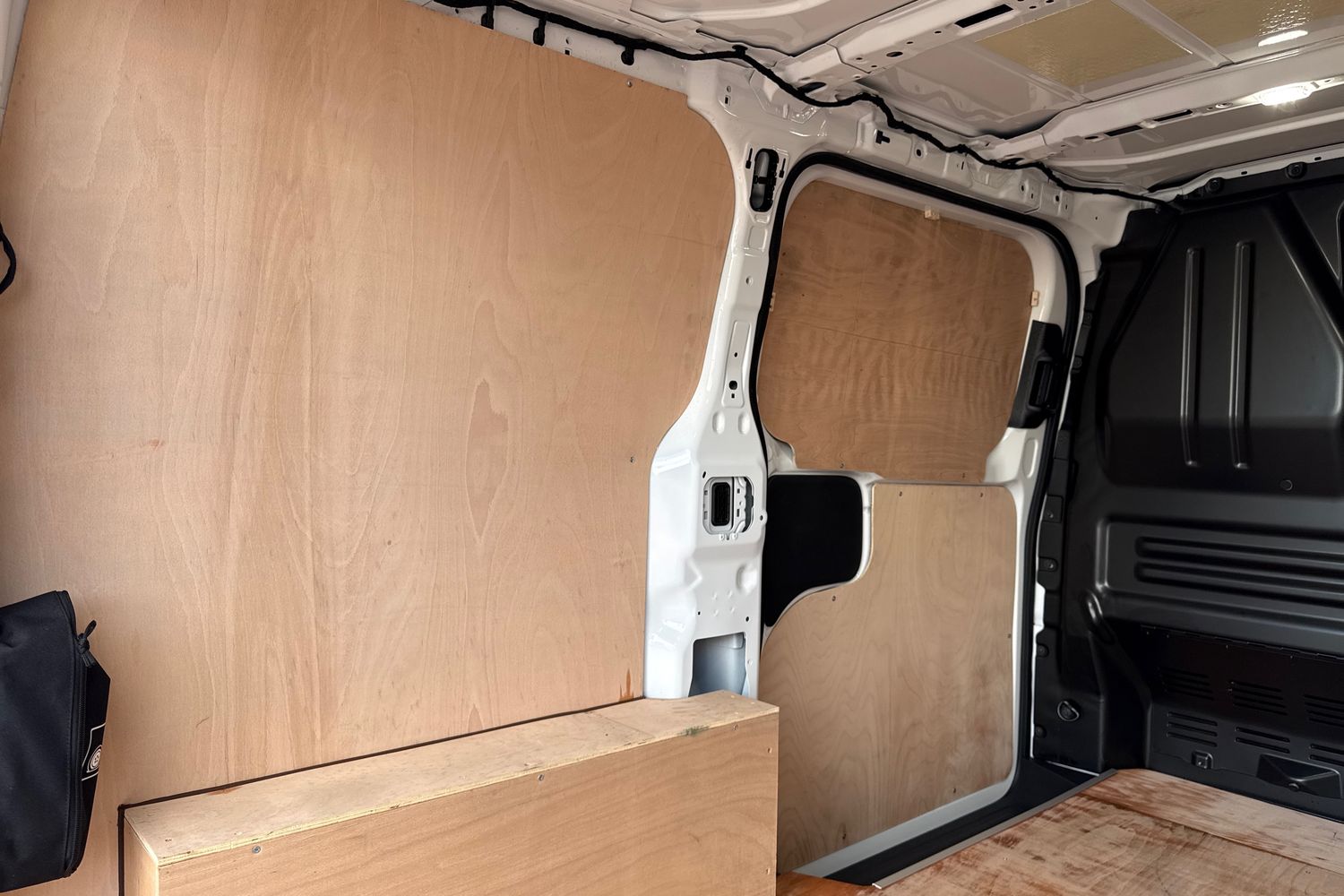 Used Volkswagen Transporter 2025 for sale - 77842960: Photo 49