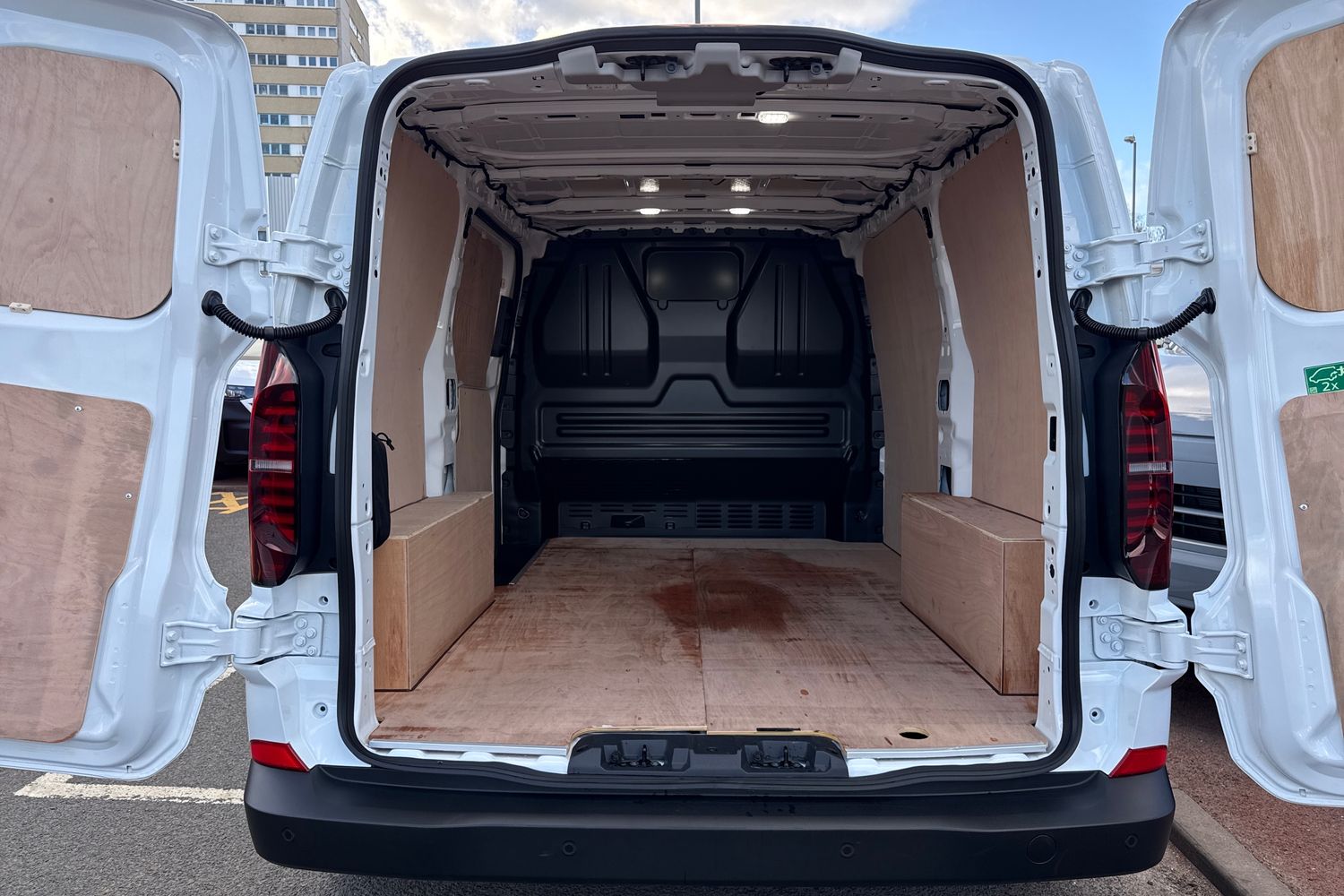 Used Volkswagen Transporter 2025 for sale - 77842960: Photo 6