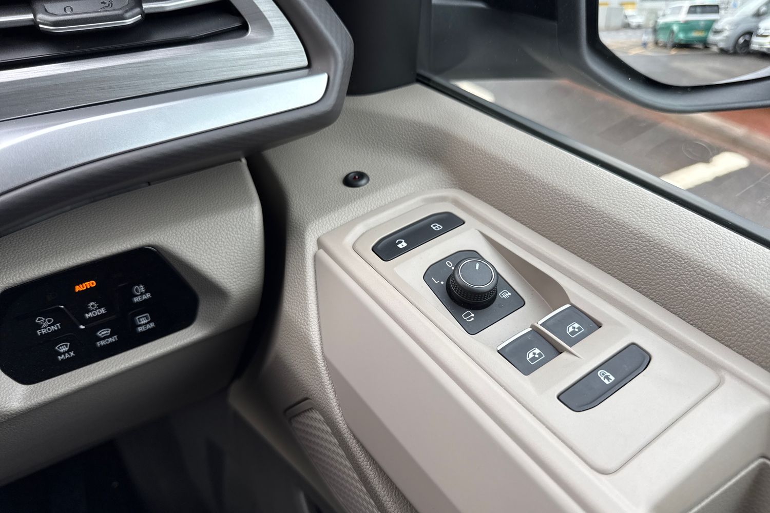 Used Volkswagen California 2025 for sale - 76876071: Photo 21