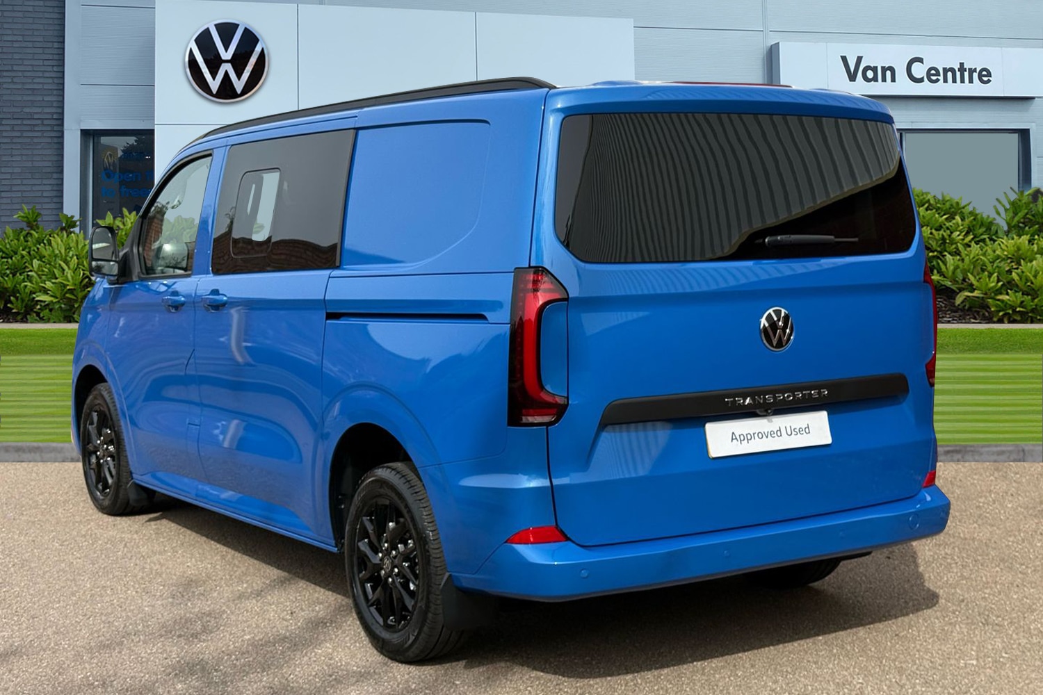 Used Volkswagen Transporter 2025 for sale - 78209640: Photo 2