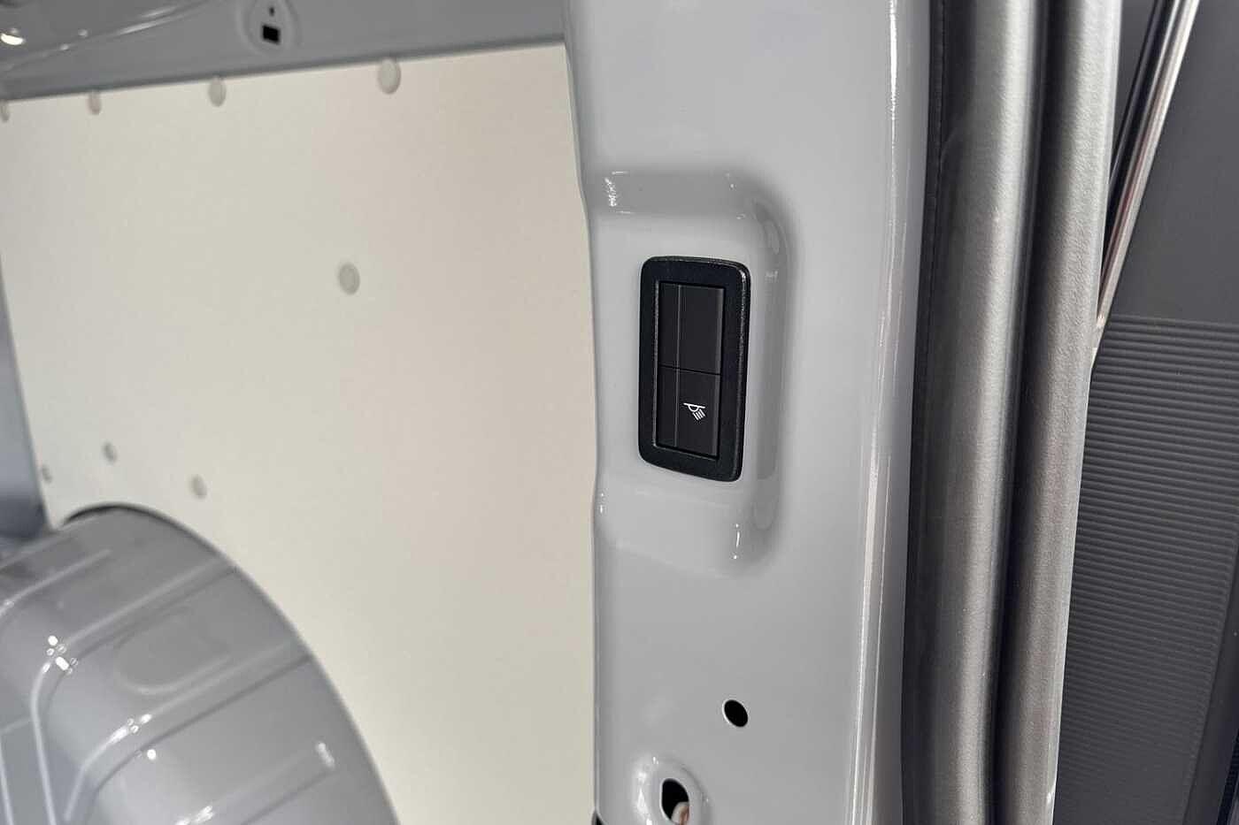 Used Volkswagen Transporter 2025 for sale - 77703373: Photo 27