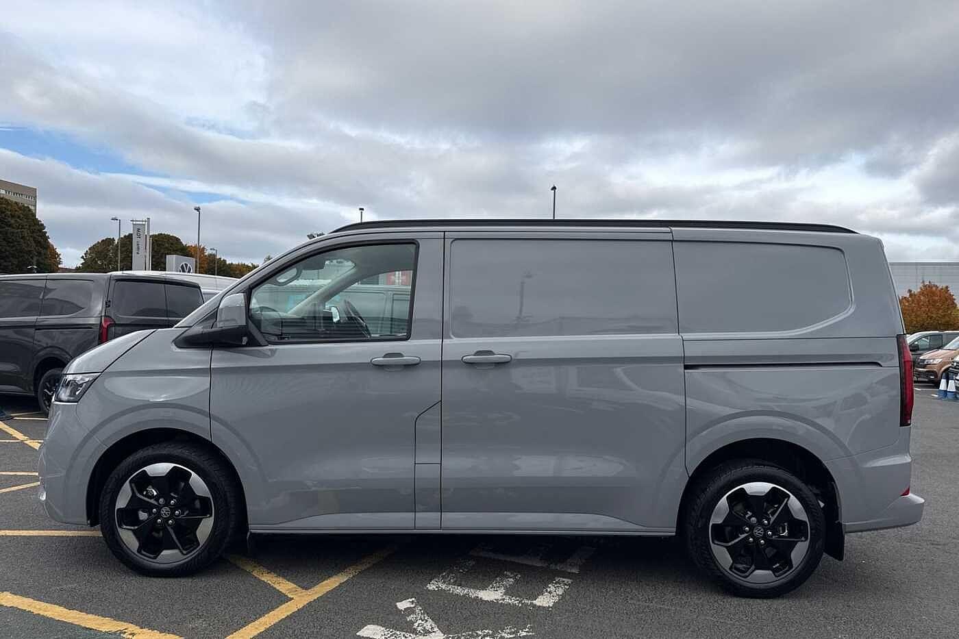 Used Volkswagen Transporter 2025 for sale - 77703373: Photo 40