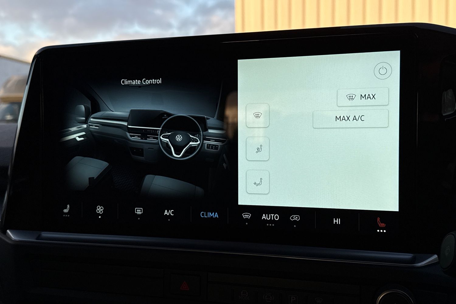 Used Volkswagen Transporter 2025 for sale - 77093536: Photo 22