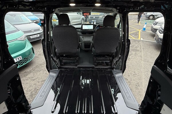 Used Volkswagen Transporter 2025 for sale - 76268053: Photo 40