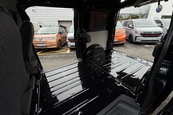 Used Volkswagen Transporter 2025 for sale - 76268053: Photo 41