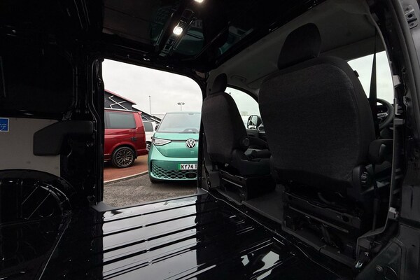 Used Volkswagen Transporter 2025 for sale - 76268053: Photo 42
