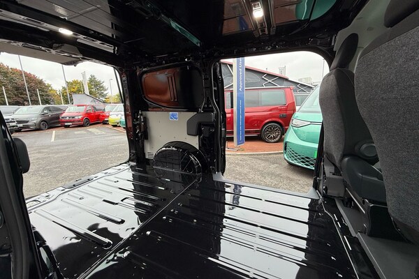 Used Volkswagen Transporter 2025 for sale - 76268053: Photo 43