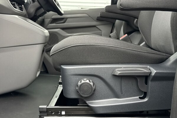 Used Volkswagen Transporter 2025 for sale - 76268053: Photo 45