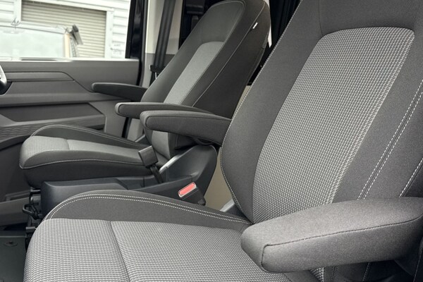 Used Volkswagen Transporter 2025 for sale - 76268053: Photo 46