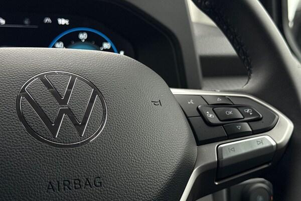 Used Volkswagen Transporter 2025 for sale - 76268053: Photo 56