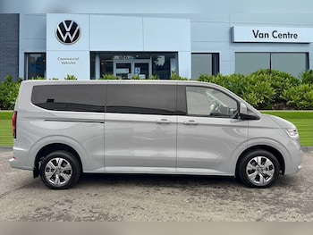 Used Volkswagen Transporter Shuttle 2026 for sale - 79284862: Photo