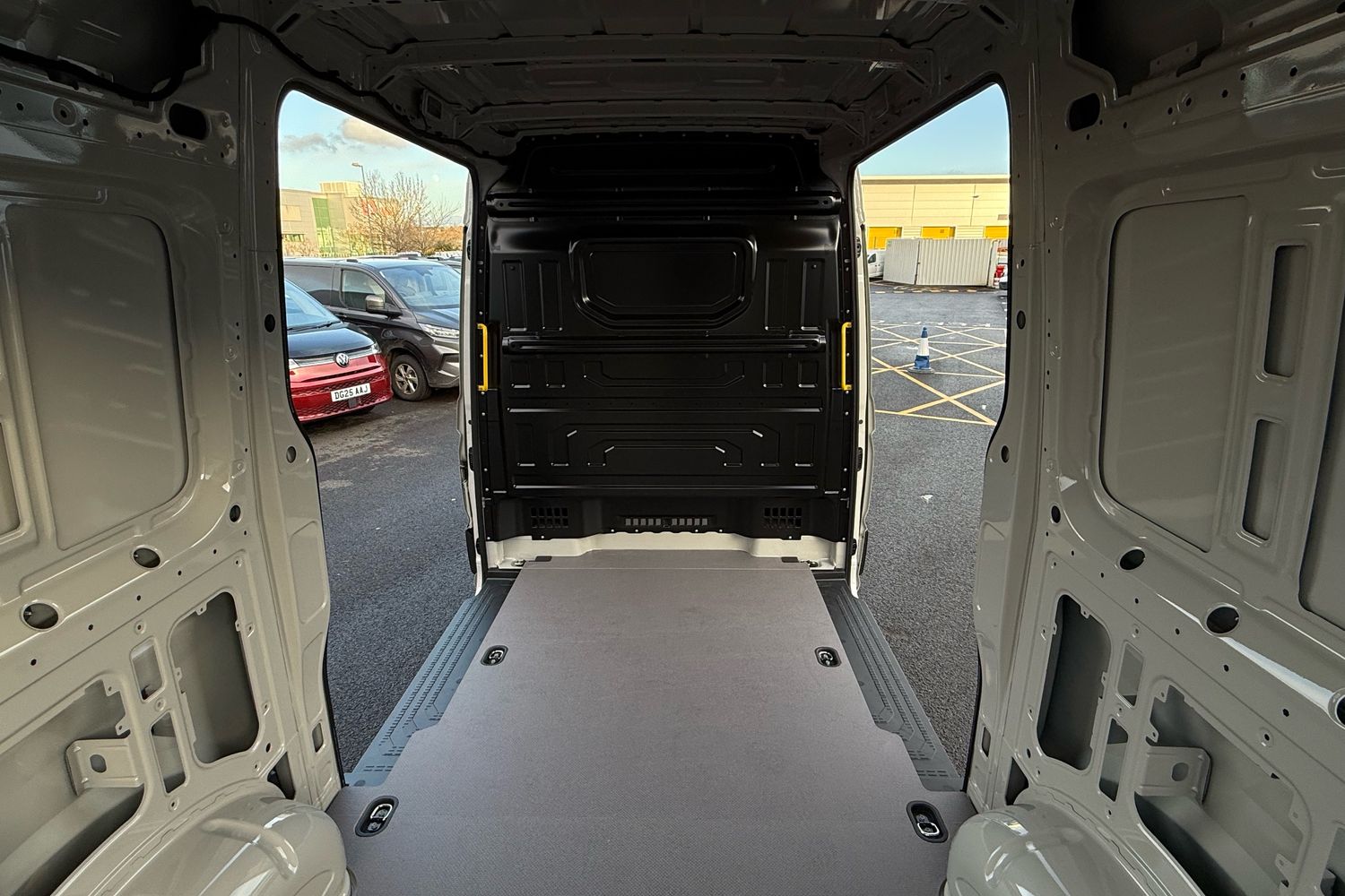 Used Volkswagen Crafter 2025 for sale - 77048486: Photo 44