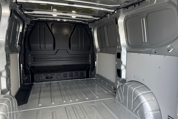 Used Volkswagen Transporter 2025 for sale - 76148851: Photo 40