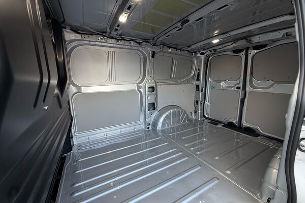 Used Volkswagen Transporter 2025 for sale - 76148851: Photo 45