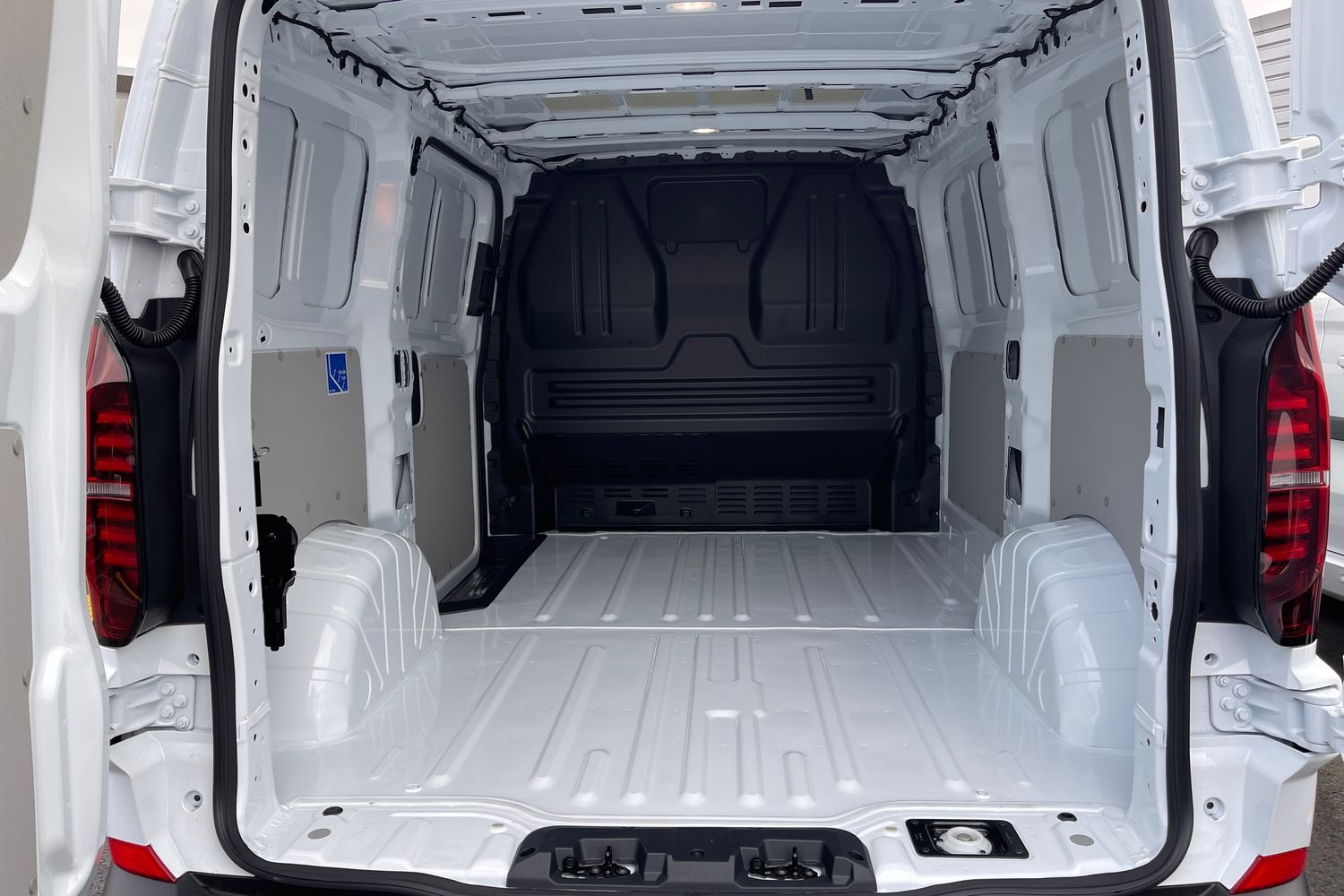 Used Volkswagen Transporter 2025 for sale - 76515899: Photo 9