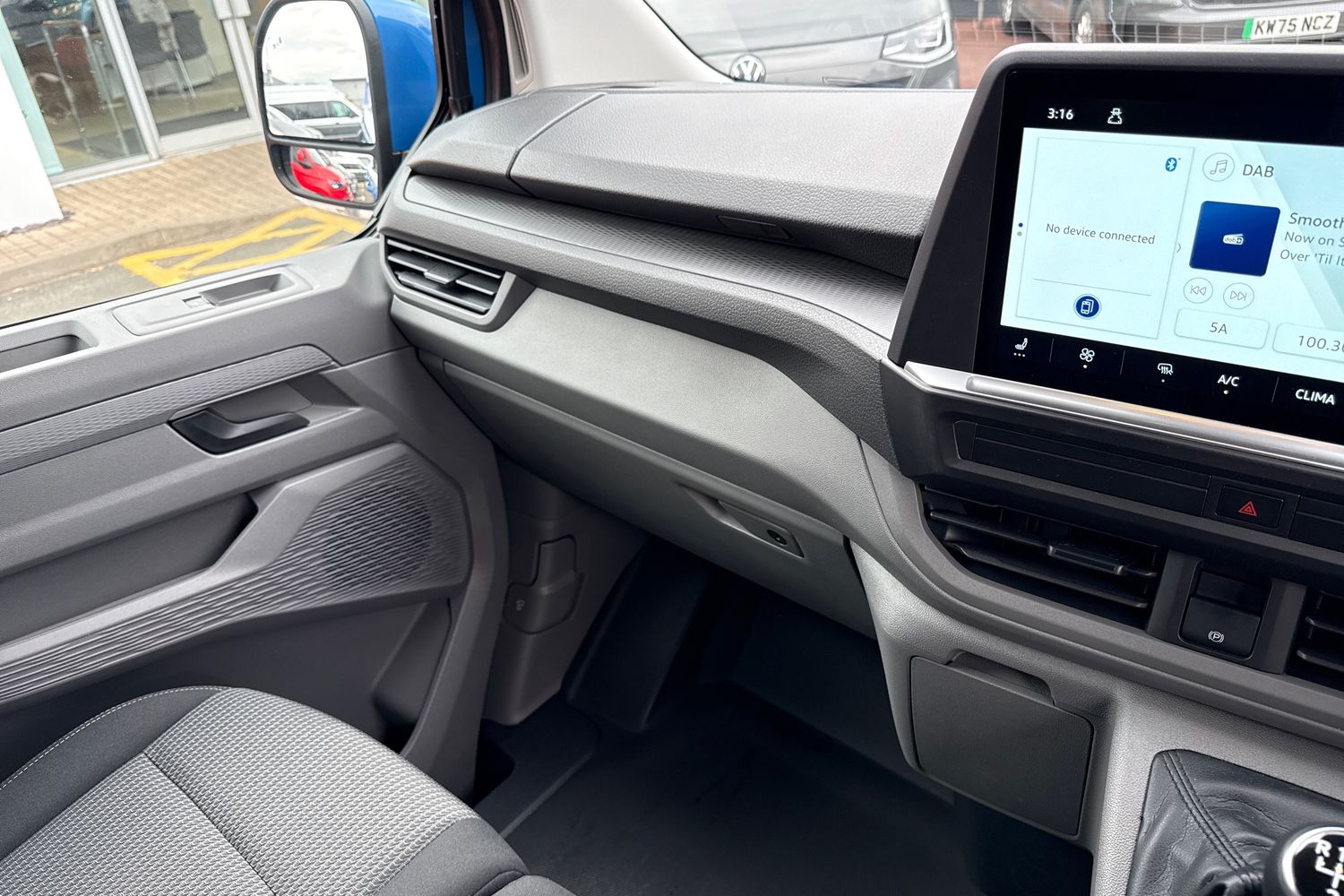 Used Volkswagen Transporter 2025 for sale - 78105165: Photo 14