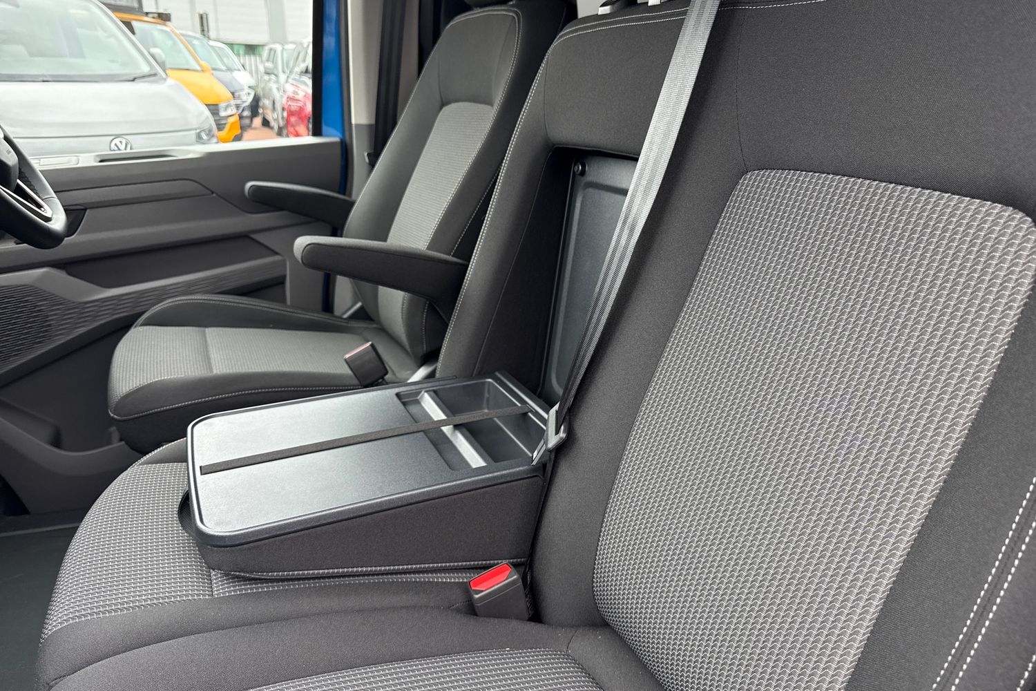 Used Volkswagen Transporter 2025 for sale - 78105165: Photo 56