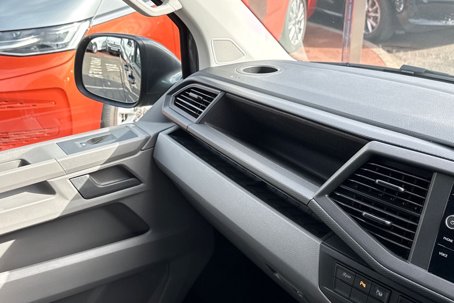 Used Volkswagen Transporter 2024 for sale - 77888902: Photo 19