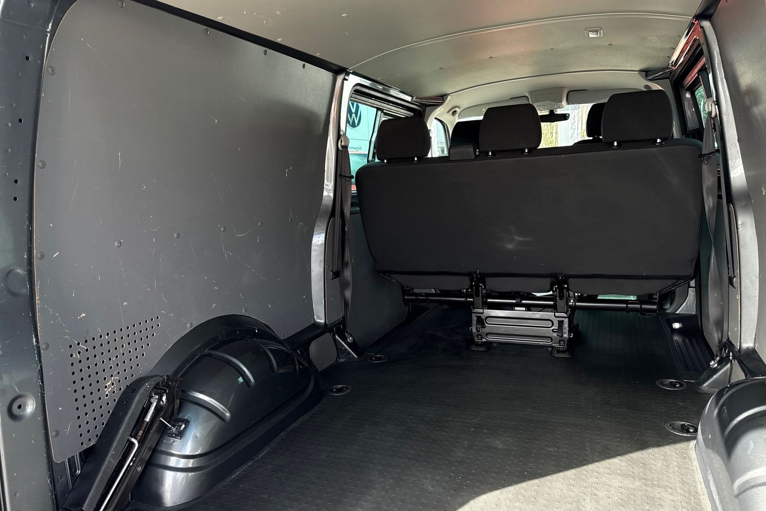 Used Volkswagen Transporter 2024 for sale - 77888902: Photo 40