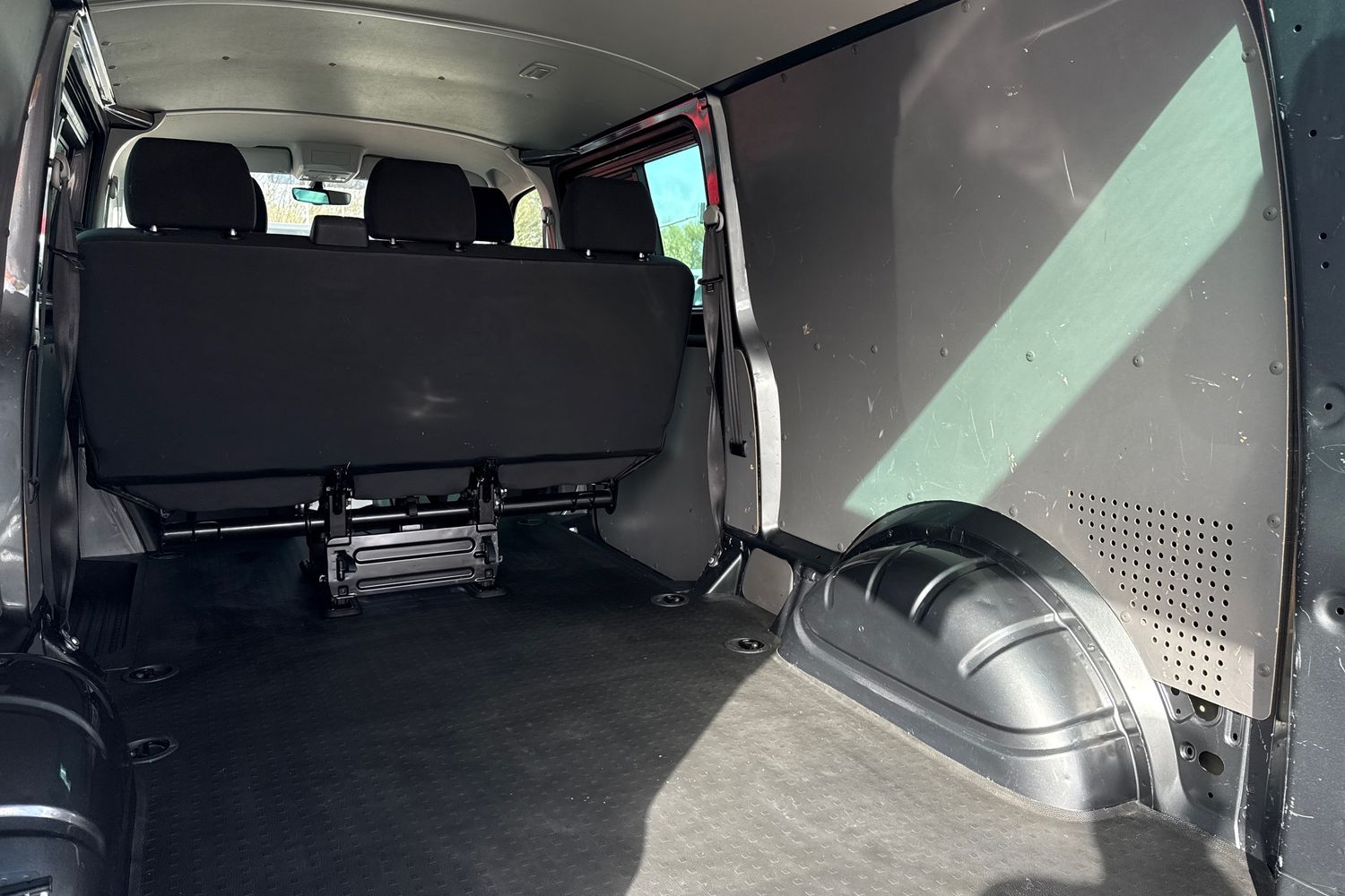 Used Volkswagen Transporter 2024 for sale - 77888902: Photo 42